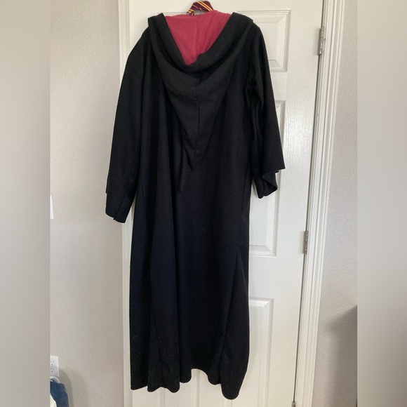 Halloween Costume: Harry Potter robe and tie. - Picture 2 of 4